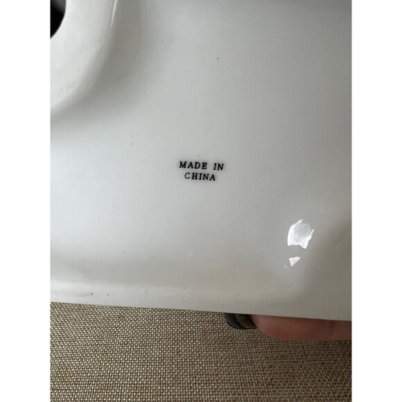 Centurion Hand-Painted Victorian Pillar Style Mantel Clock – Gold Trim Porcelain - Picture 5 of 8